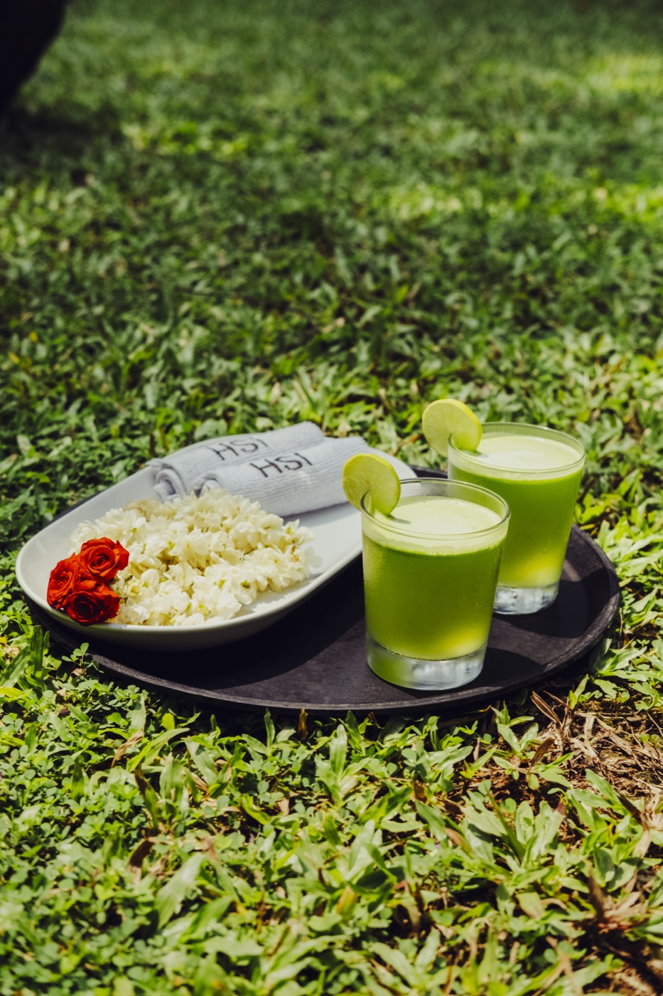 Fresh snacks and lime juice